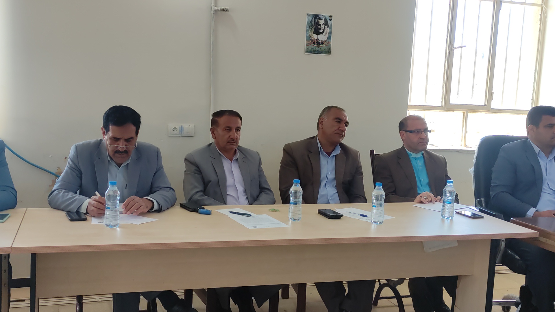 آخرین جلسه شورای اداری در مارگون آخرین جلسه شورای اداری در مارگون