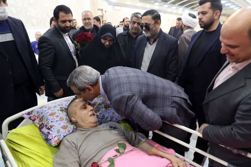 حضور استاندار خراسان رضوی در جمع جانبازان آسایشگاه امام خمینی (ره) مشهد+ فیلم و عکس