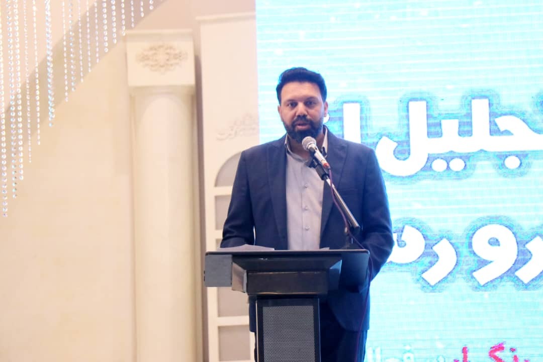 هدف و وظیفه ذاتی خبرنگار حرفه ای آگاهی بخشی به جامعه است