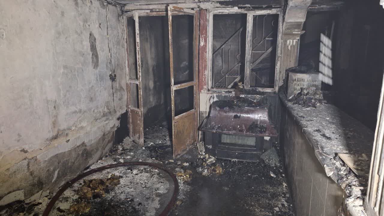 نجات پنج نفر از آتش&zwnj;سوزی منزلی مسکونی در مشهد