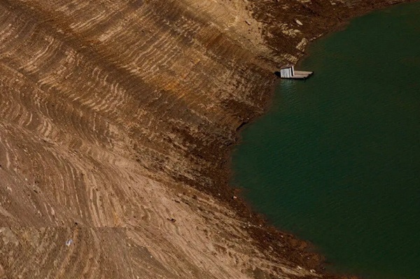 خطر وقوع فاجعه زیست&zwnj;محیطی در استان البرز افزایش یافت/ از فرونشست زمین تا بحران خشک شدن سد و روخانه&zwnj;ها!