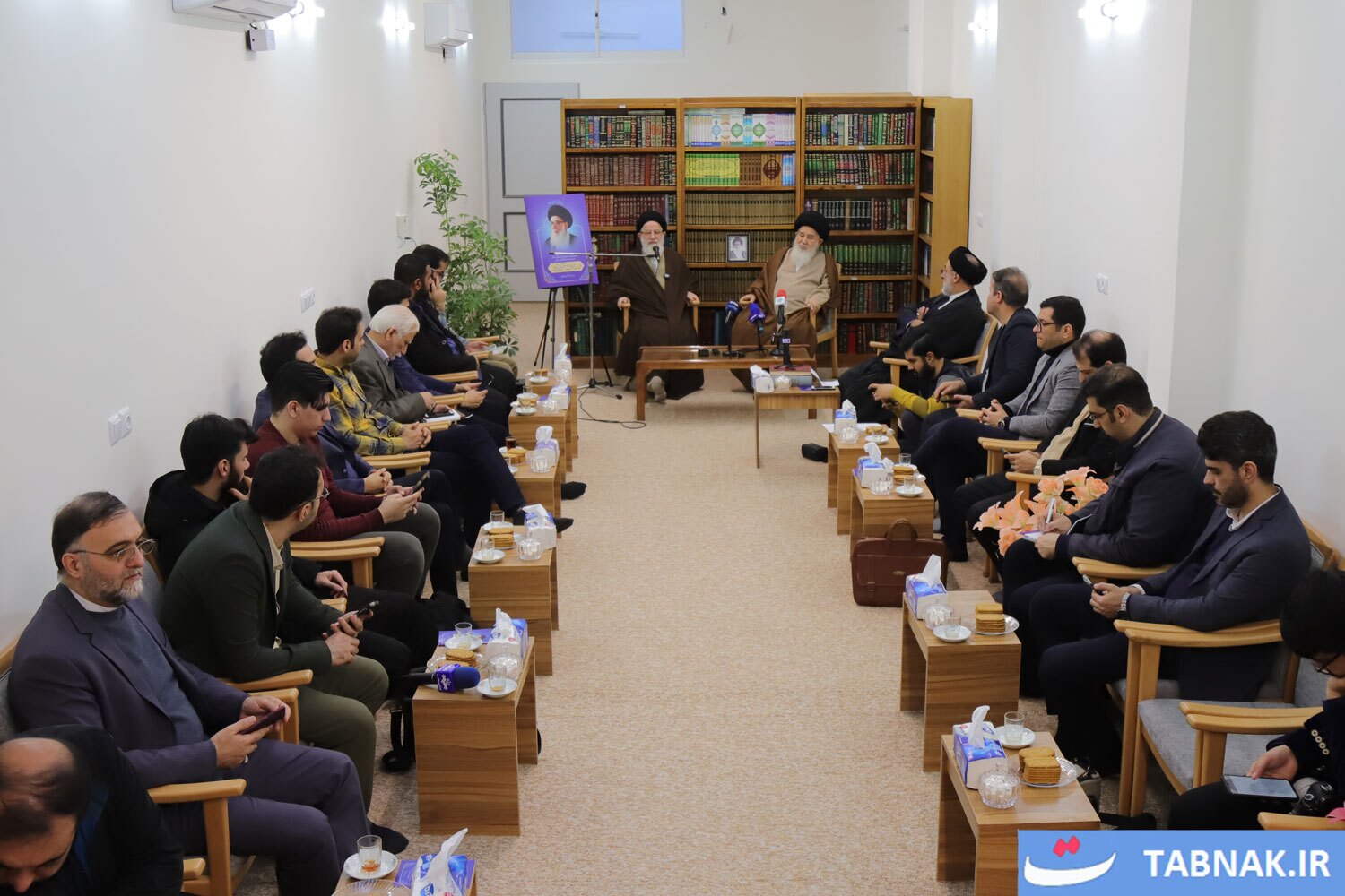 گزارش تصویری /  نشست خبری سالگرد ارتحال آیت الله العظمی گلپایگانی(ره)